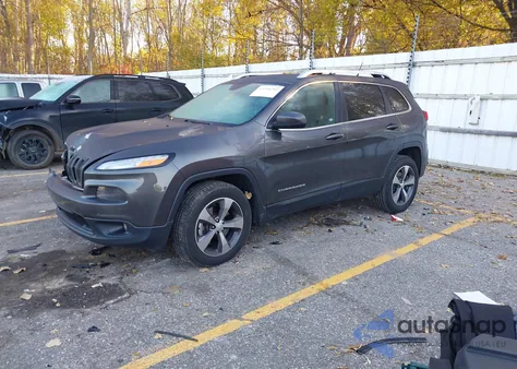 2014 Jeep Cherokee North z USA, uszkodzony, nr VIN 1C4PJMCS0EW284735